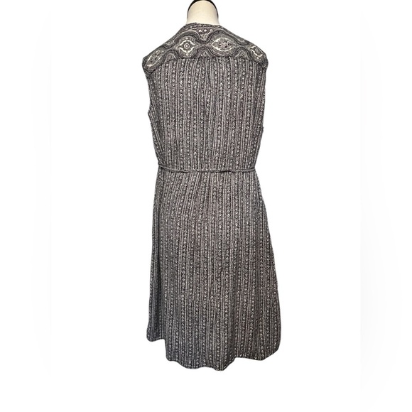 AVA and VIV women’s size 1x black and white patterned sleeveless dress - Picture 4 of 9